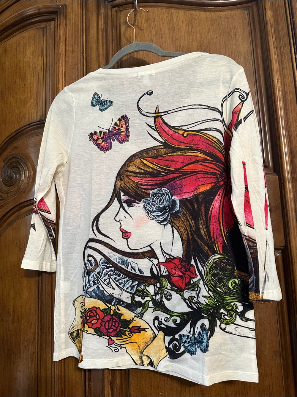 Cache Vintage Y2K Butterfly Rose Woman Graphic Burnout Tattoo V-neck Top Shirt - Picture 10 of 12